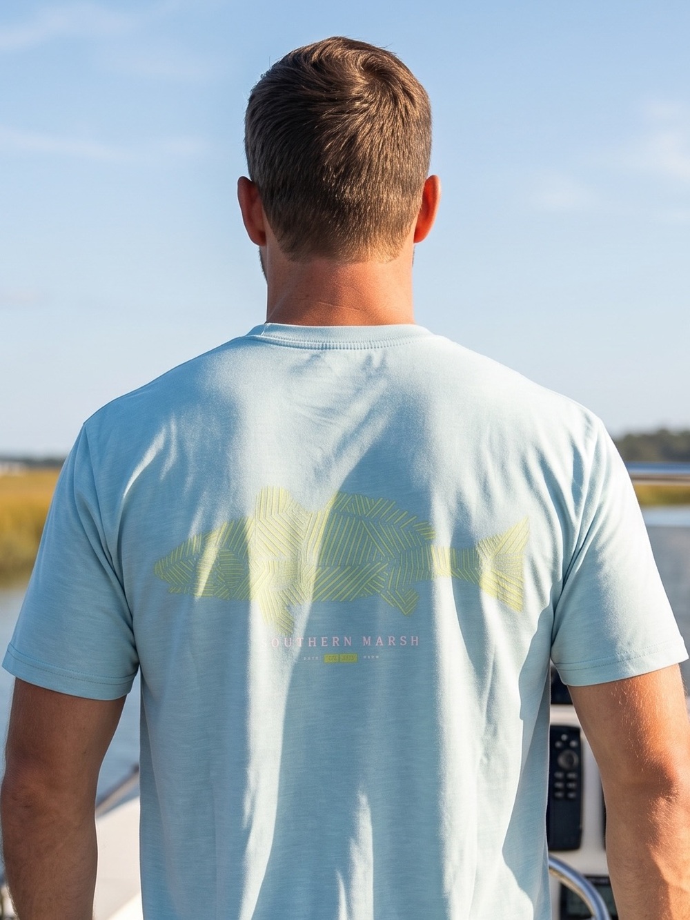Southern Marsh Men's Pale Blue Pocket Tee T Shirt w Yellow Fish Graphic Medium
